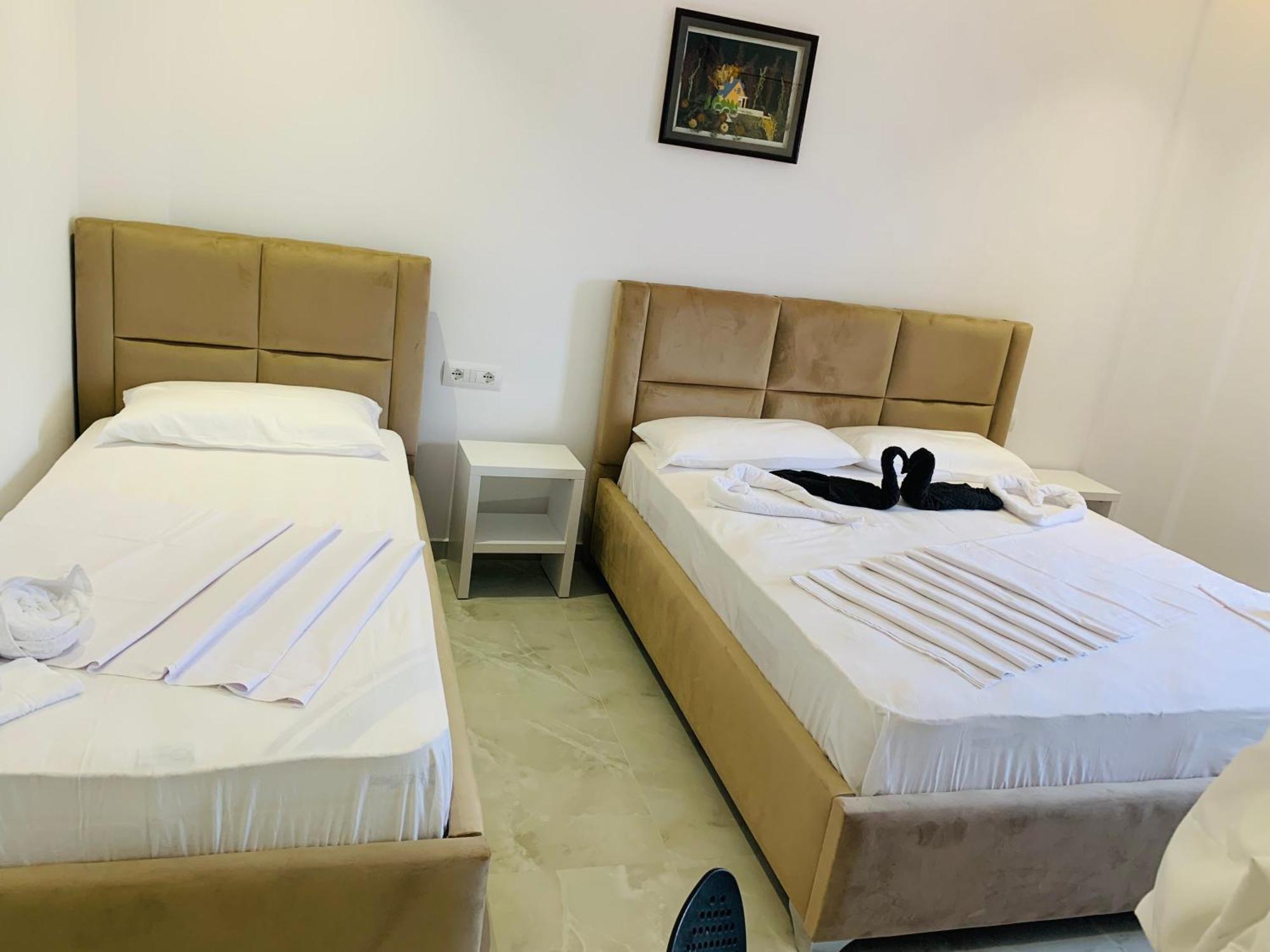 Central Garden Residence Sofia - Free Parking Ksamil Bagian luar foto