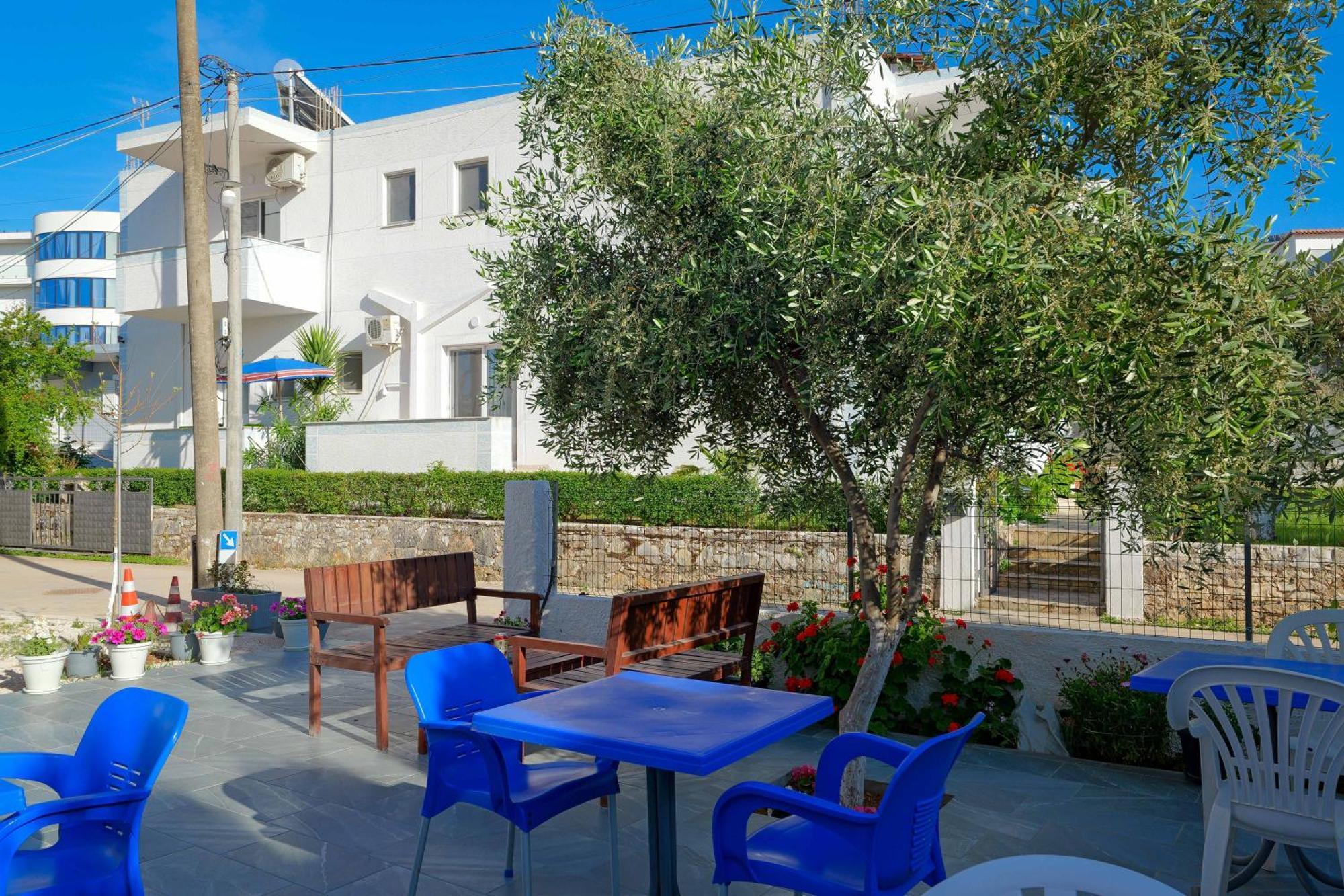 Central Garden Residence Sofia - Free Parking Ksamil Bagian luar foto
