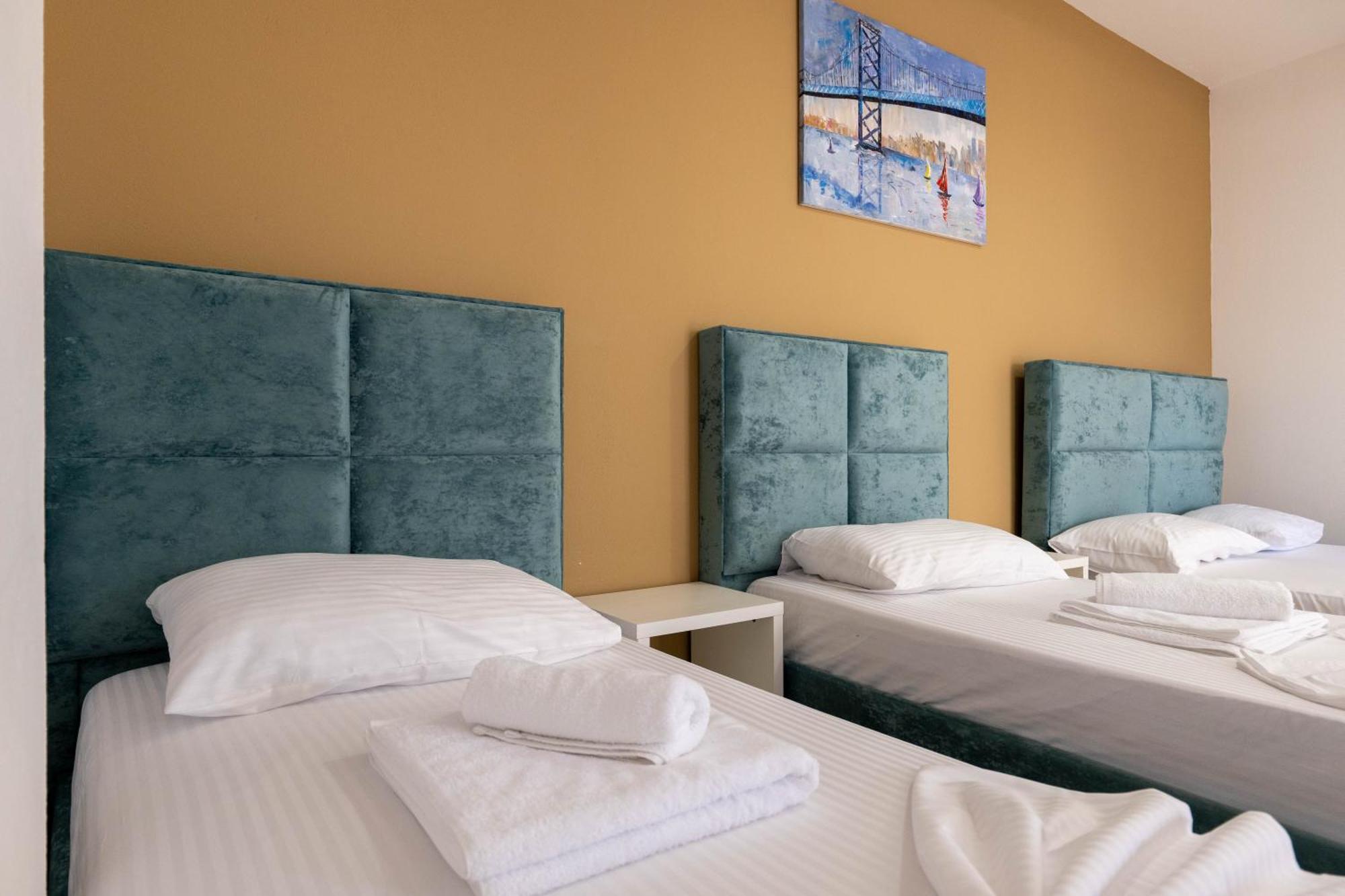 Central Garden Residence Sofia - Free Parking Ksamil Bagian luar foto